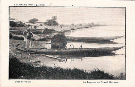 Cartes postales anciennes de la lagune de Grand Bassam.